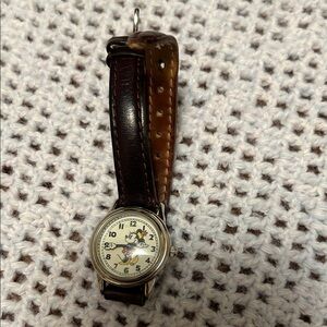 Fossil Minnie Mouse watch